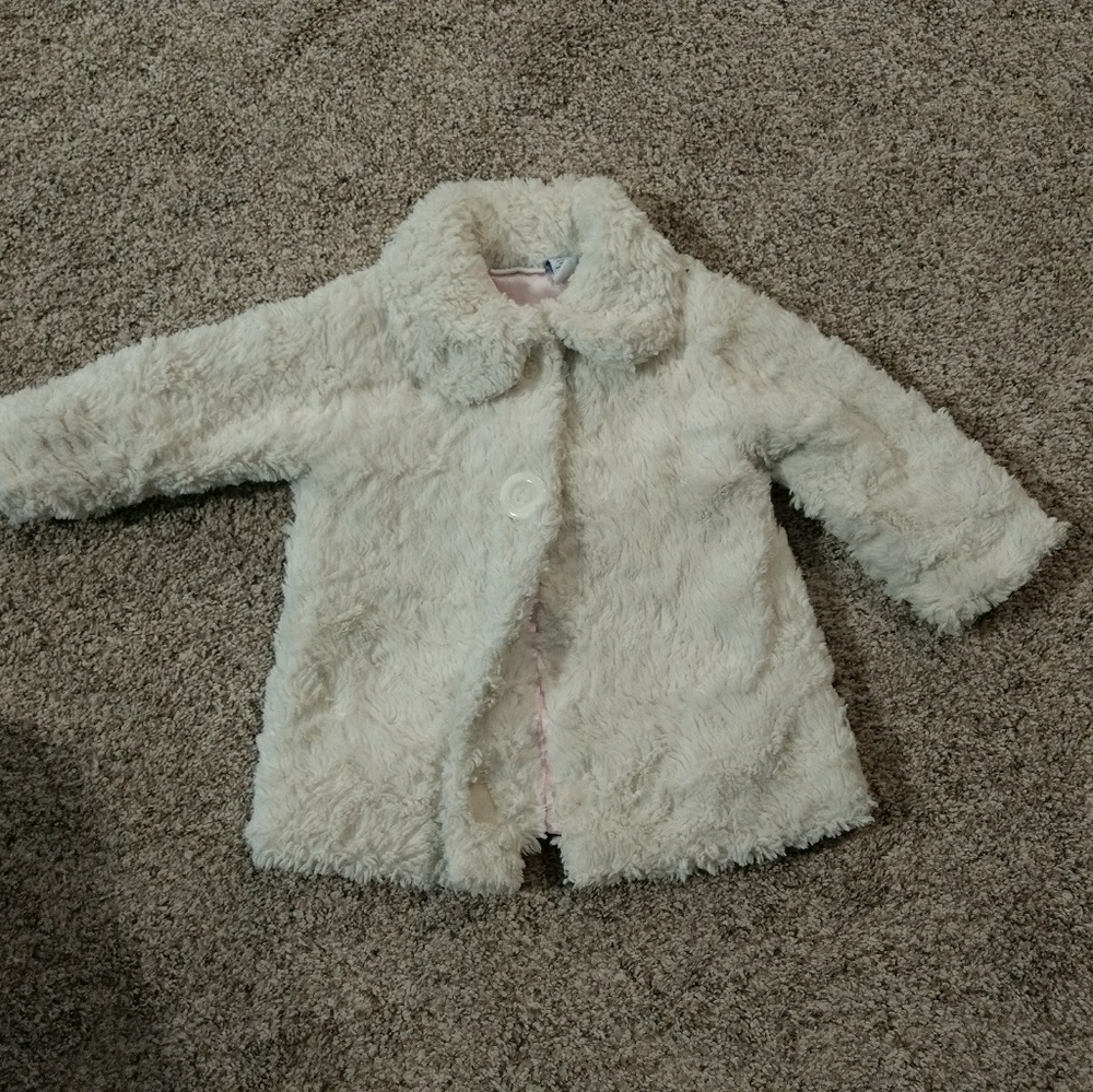 Greendog 18 mths soft white coat